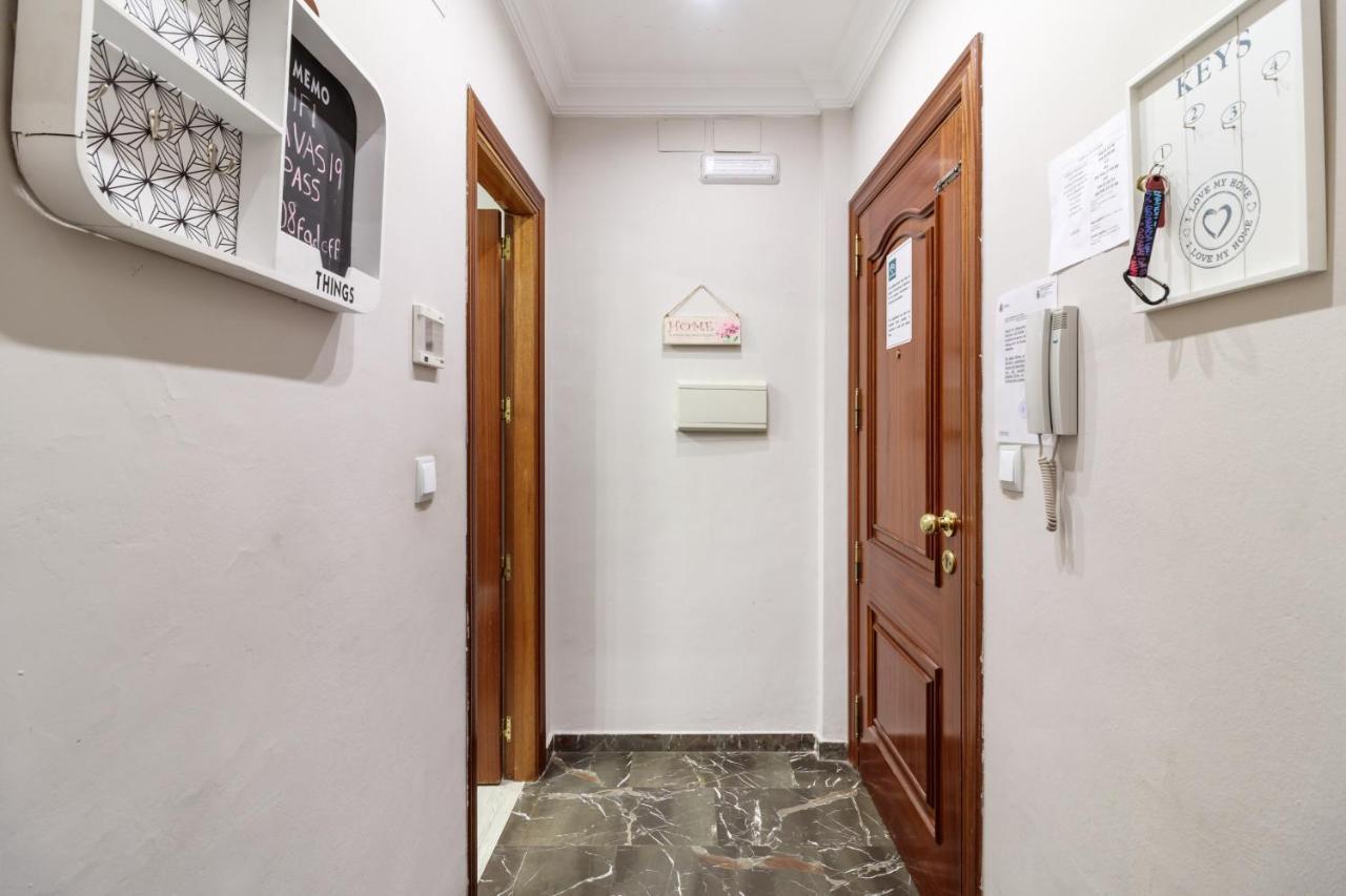Great Apartment Parking Гранада Екстериор снимка